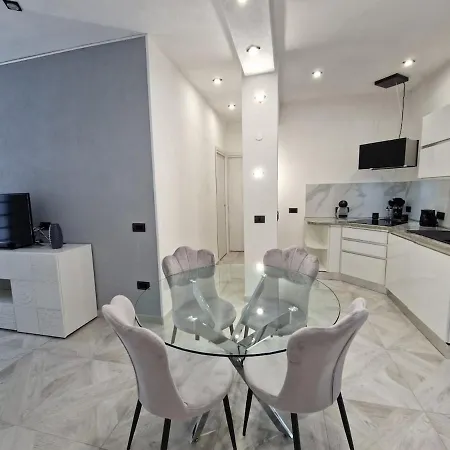 La Maddalena Holiday Home *